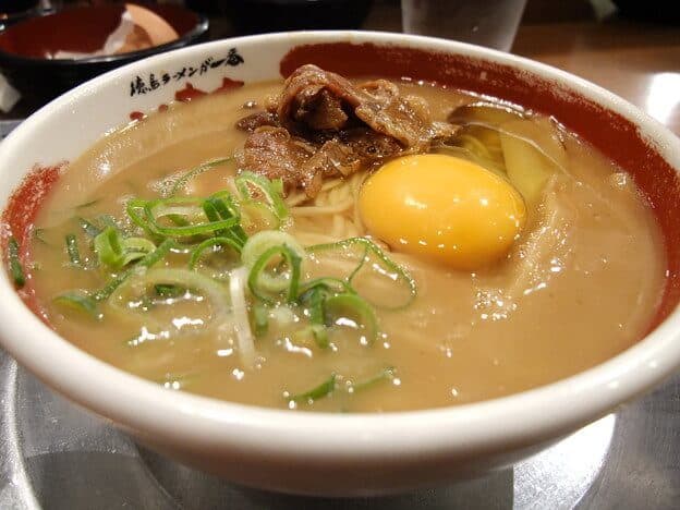 The raw egg on top is the most common indicator to distinguish Tokushima Ramen from other variants.