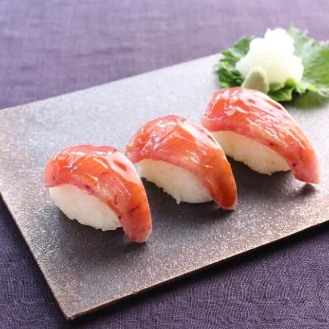Bekko Sushi (べっこうずし)