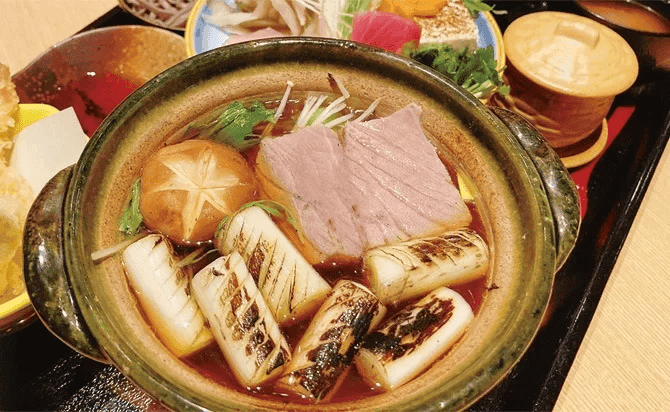 Tuna and Green Onion Hot Pot (Negima Nabe) - RecipeTin Japan