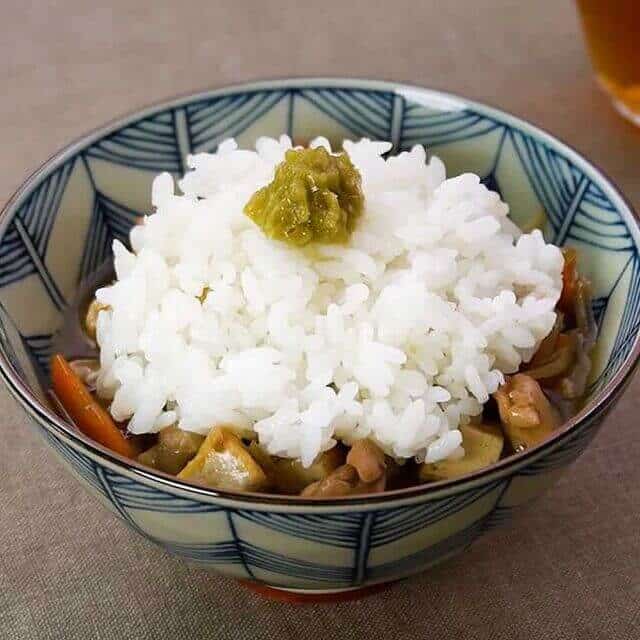 Uzume Meshi (うずめ飯)