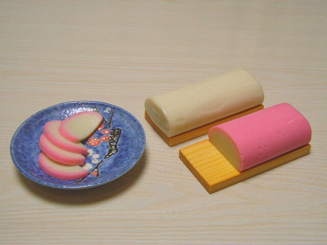 https://foodinjapan.org/wp-content/uploads/2021/05/2d48123e-kamaboko.jpeg