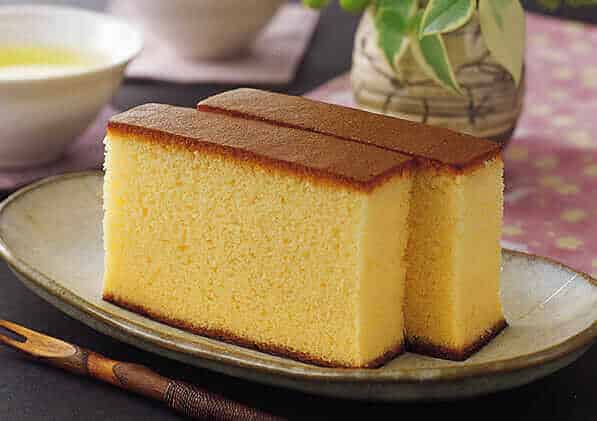 Japanese Sponge Cake Recipe (Castella Cake) Recipe + VIDEO | Recipe | Cake  recipes, Japanese sponge cake recipe, Sponge cake recipes