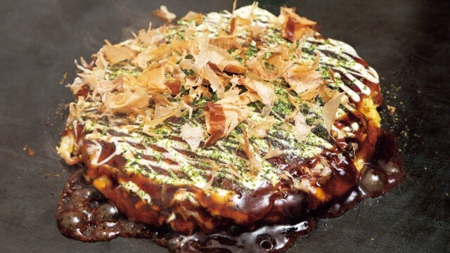 Kansai Style Okonomiyaki (関西風お好み焼き)