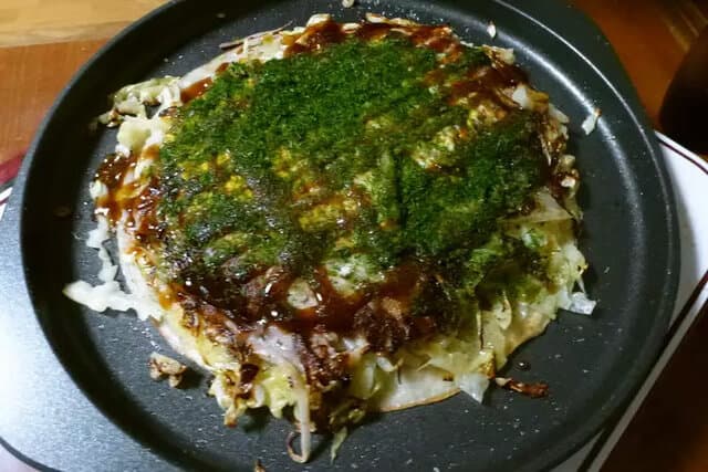 Hiroshima Style Okonomiyaki (広島風お好み焼き)