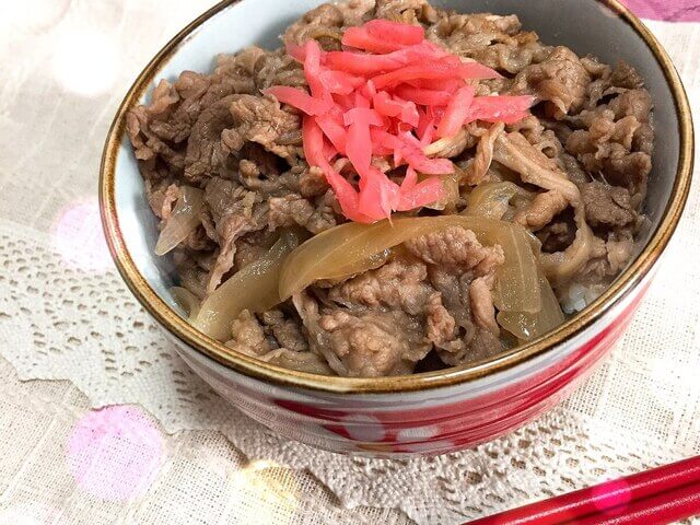 Gyudon (牛丼) - Food in Japan