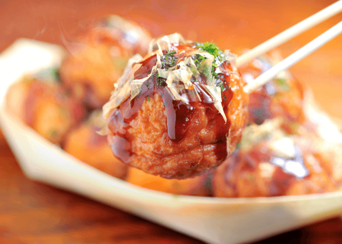 Takoyaki in Japan 🐙 Today I learnt how Takoyki is actually cooked. In