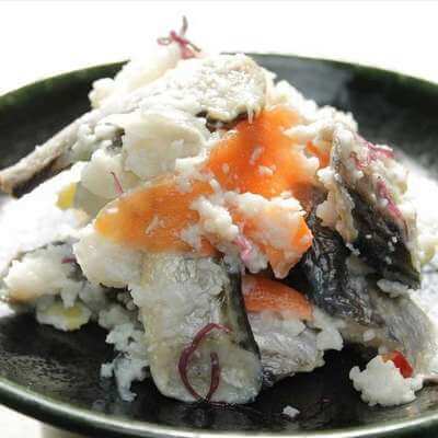 Hatahata Sushi (ハタハタ寿司)