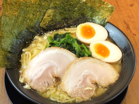 Iekei Ramen 家系ラーメン