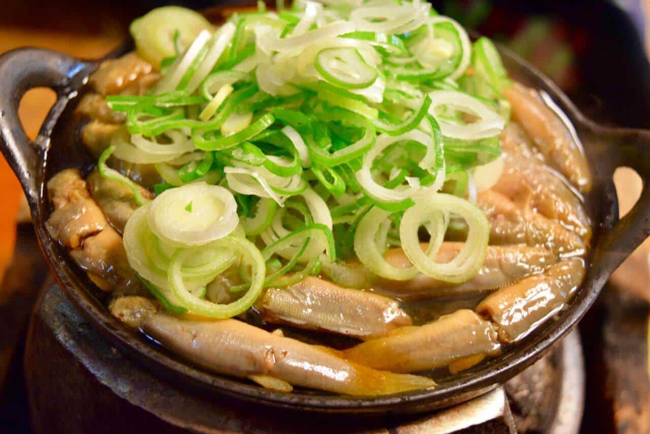 yanagawa nabe with chopped green onions