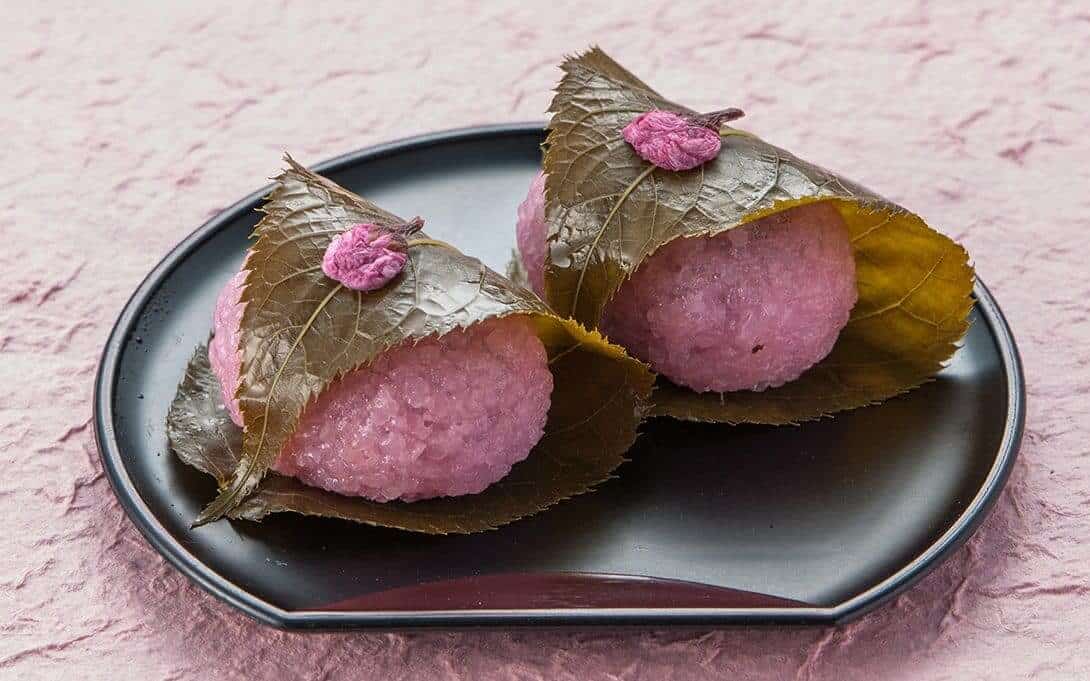 Sakura Mochi (桜餅) is a dessert associated with spring. | Food in Japan