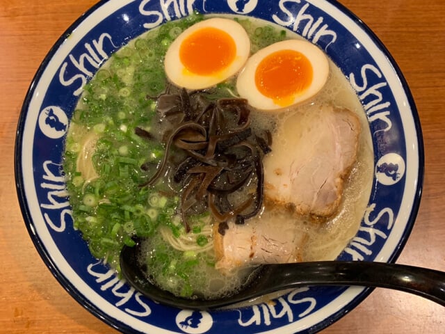 Hakata Ramen (博多ラーメン)