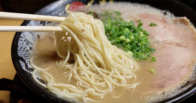 Hakata Ramen (博多ラーメン)