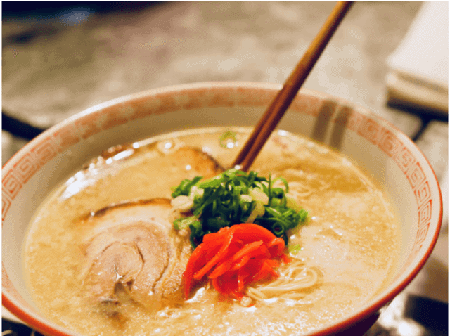 Hakata Ramen (博多ラーメン)