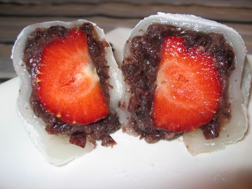 sliced ichigo daifuku