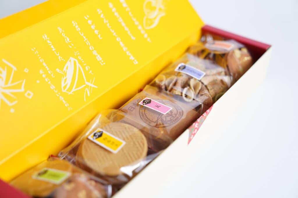 kawara senbei with other sweets