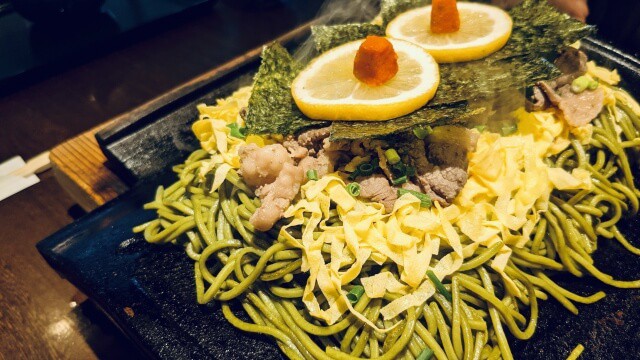 Kawara soba (瓦そば)