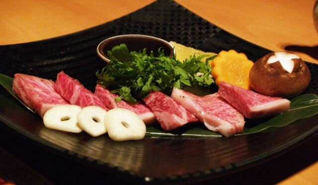 Matsusaka Beef (松阪牛)