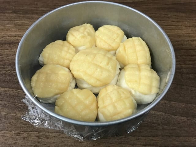 Melon pan (メロンパン)