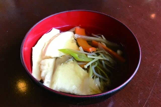 Senbei jiru (せんべい汁)