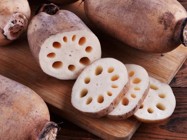 taste and texture of lotus root