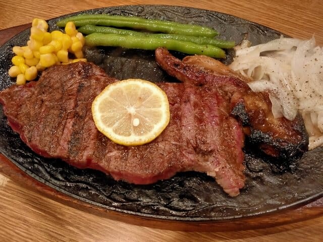 Kobe beef (神戸牛)