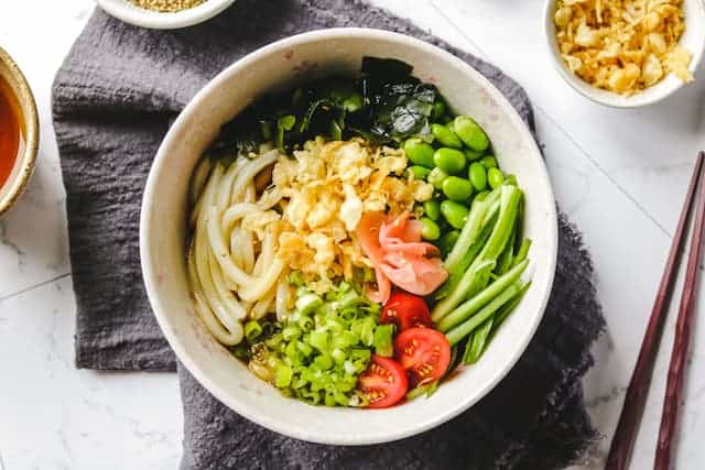 Tanuki Udon (たぬきうどん）