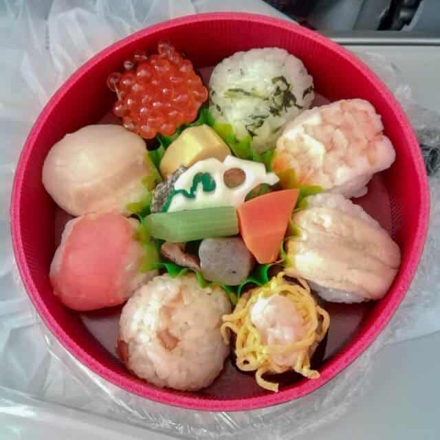 Temari Sushi (手まり寿司)