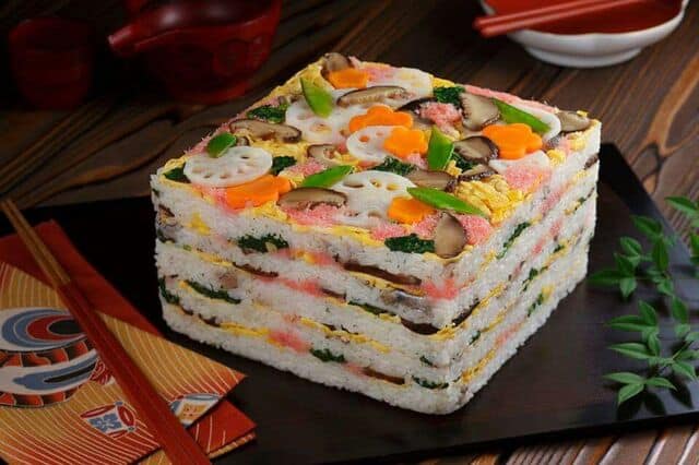 Iwakuni sushi (岩国寿司)