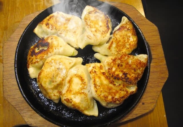 White Gyoza (ホワイト餃子）