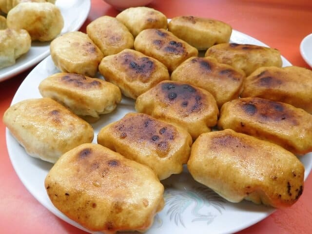 White Gyoza (ホワイト餃子）