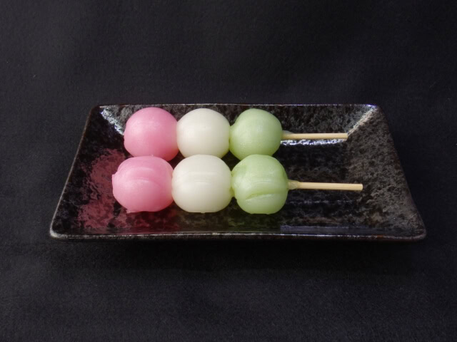 Dango (団子)