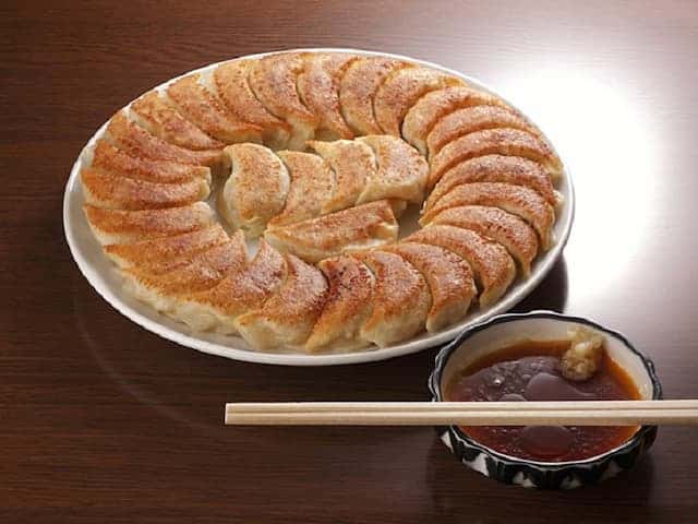 Gyoza (餃子)
