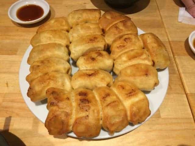 Gyoza (餃子)
