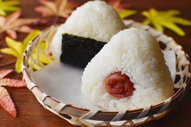 Onigiri (おにぎり)