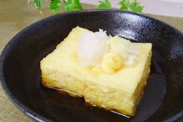 Agedashi tofu (揚げ出し豆腐)