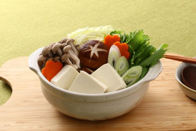 Nabemono (鍋物) - Nabe Hotpot Recipe - Everybunny Eats