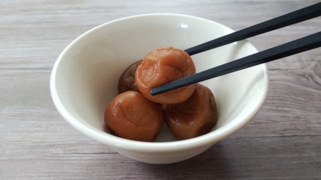 Umeboshi (梅干し)