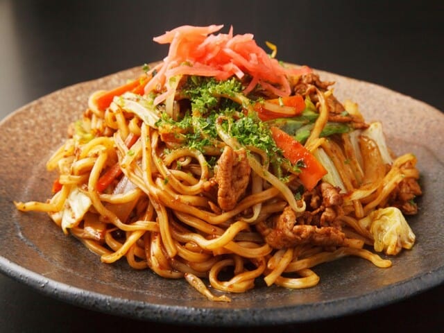 Yakisoba Recipe (3 Major Yakisoba, Restaurants, Types of Sauce)