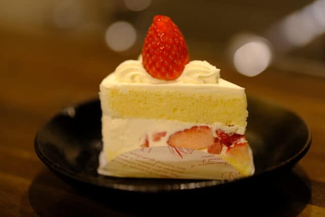 Japanese Short Cake (ショートケーキ)