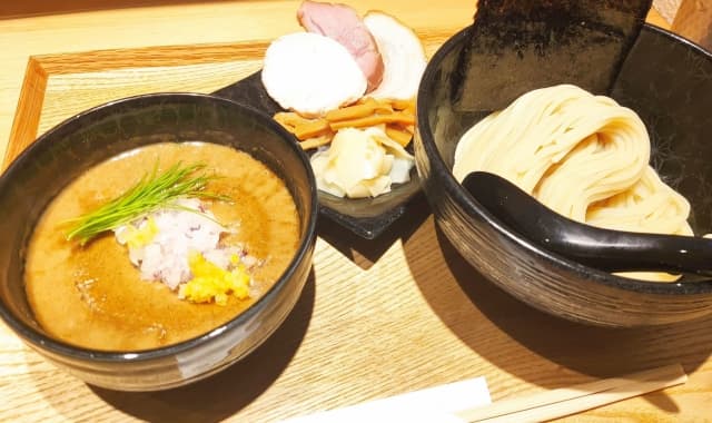 Tsukemen (つけ麺)