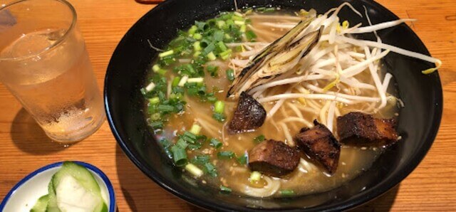 Tonkotsu ramen豚骨ラーメン)