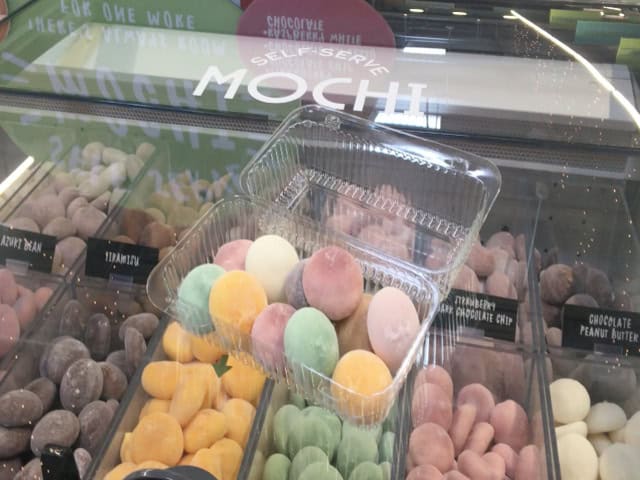 mochi ice cream flavors