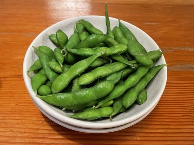 Edamame (枝豆)