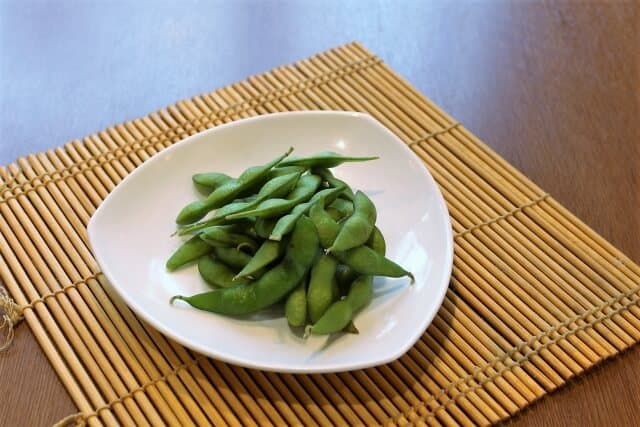 Edamame (枝豆)