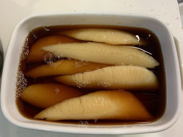 herring roe dipped in soy sauce