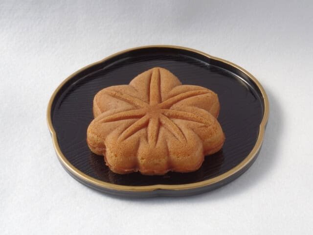 Momiji manju on a maple like plate