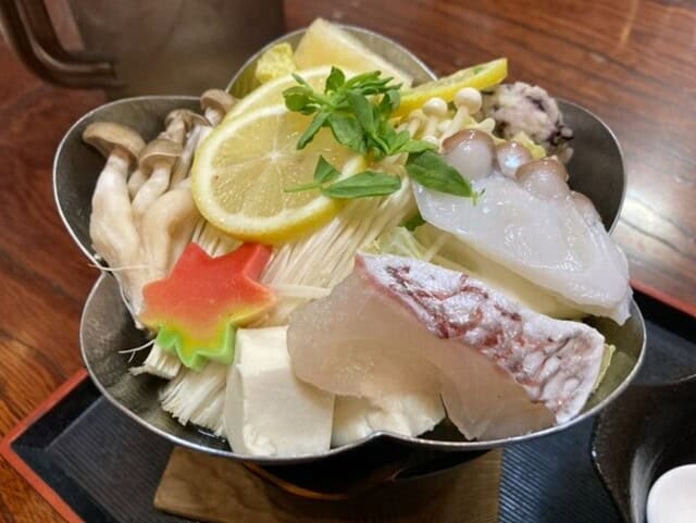 御食事處ちどり的檸檬火鍋